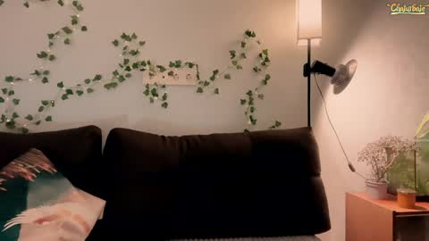 Emily online show from 04-09-26, 03:39