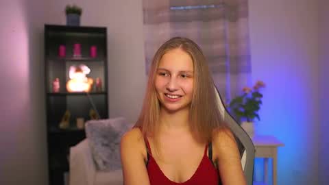 Emmie online show from 02-06-26, 02:53