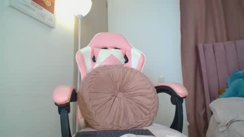 emmily online show from 03-07-26, 07:11