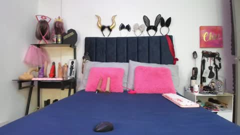          online show from 06-03-26, 12:41