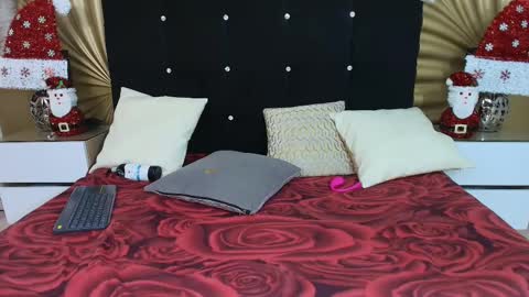 Emmily keller online show from 12-20-25, 01:29