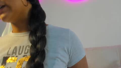 Snapshot of emmilybratz chatting on 05-16-26, 02:49 EMMILY online show from 05-16-26, 02:49
