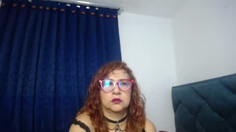 Snapshot of emmilychevalier chatting on 07-08-26, 06:29 Emmily online show from 07-08-26, 06:29