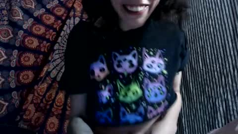 Emm online show from 02-17-26, 07:38