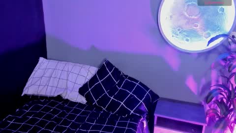 emmy__smith online show from 11-23-25, 06:57