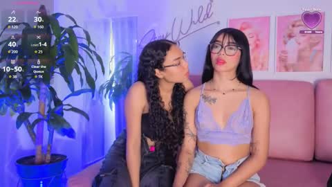 Emmy and Luna  online show from 01-08-26, 12:29