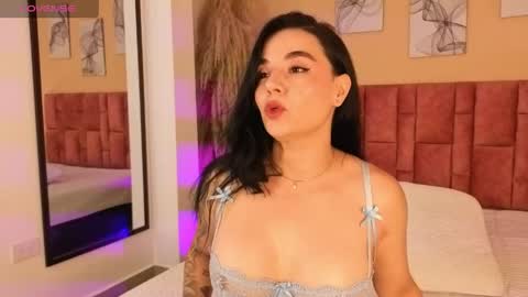 emmy_danielss online show from 04-06-26, 11:44