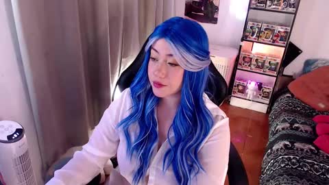 Emmy Ruiz - independent model online show from 12-20-25, 02:07