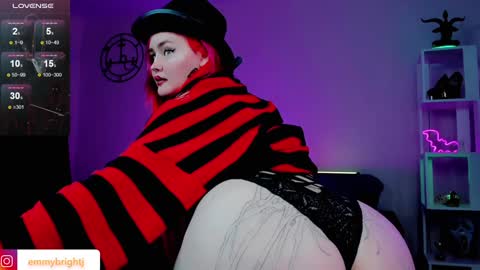 Emmy Bright     50  online show from 01-11-25, 01:27