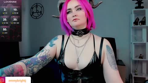 Emmy Bright     50  online show from 01-29-25, 07:57