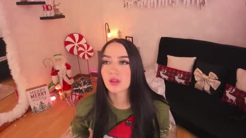 Emmy Evans  online show from 12-15-25, 07:18