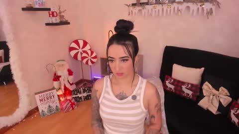 Emmy Evans  online show from 12-18-25, 07:53