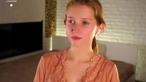 Emmy online show from 09-14-25, 01:32