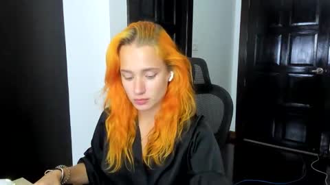 Emmymy favourite tips100035122212377pvt open online show from 03-01-26, 02:41