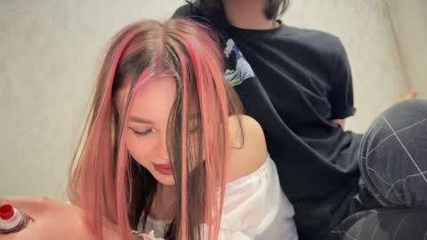 Gabriel  Elizabeth online show from 02-07-25, 05:18