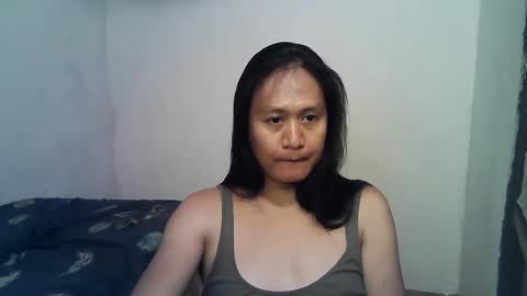 Snapshot of emoterah123smile chatting on 01-24-25, 11:48 Emotera online show from 01-24-25, 11:48