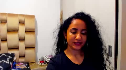 Snapshot of emperatriztapia chatting on 06-04-26, 10:49 emperatriztapia online show from 06-04-26, 10:49
