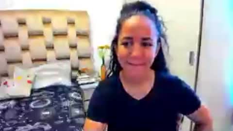 Snapshot of emperatriztapia chatting on 06-28-26, 02:12 emperatriztapia online show from 06-28-26, 02:12