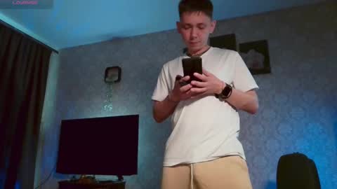 Snapshot of emveeboy96 chatting on 05-21-26, 08:10 emveeboy96 online show from 05-21-26, 08:10