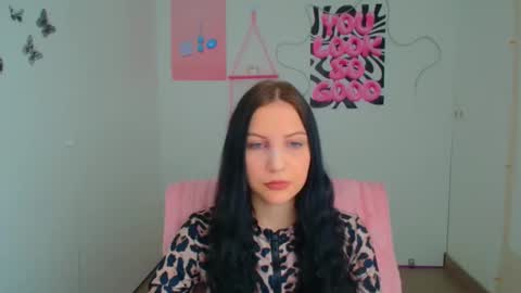 Emma online show from 05-13-26, 11:07