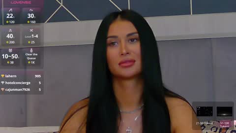 Snapshot of emylaveau chatting on 01-10-25, 01:52 Emy online show from 01-10-25, 01:52