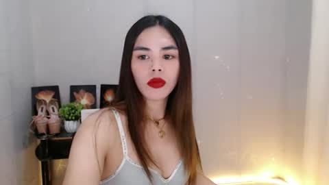 enchantress_mia03 online show from 05-16-26, 09:50