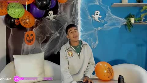 Snapshot of ender_h0t chatting on 10-15-25, 01:44 Ender online show from 10-15-25, 01:44