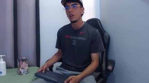 Snapshot of endrick_23 chatting on 03-01-26, 03:52 endrick_23 online show from 03-01-26, 03:52