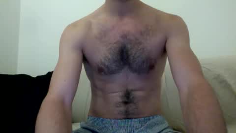 Snapshot of endymioon chatting on 04-14-26, 12:11 endymioon online show from 04-14-26, 12:11
