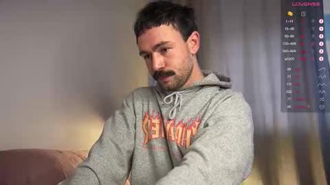 Snapshot of enen_glo chatting on 09-11-25, 05:51 Enen online show from 09-11-25, 05:51