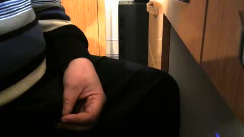 engin_83 online show from 04-05-26, 12:08