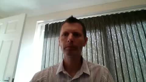 Snapshot of englishguy183 chatting on 06-05-26, 08:09 EnglishGuy183 online show from 06-05-26, 08:09
