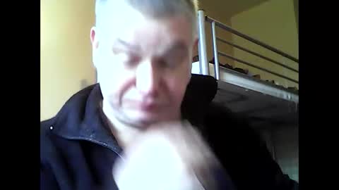 englishguysurrey online show from 11-19-25, 08:47