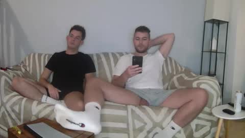 Snapshot of englishladxxx chatting on 11-10-25, 12:31 Englishladxxx online show from 11-10-25, 12:31