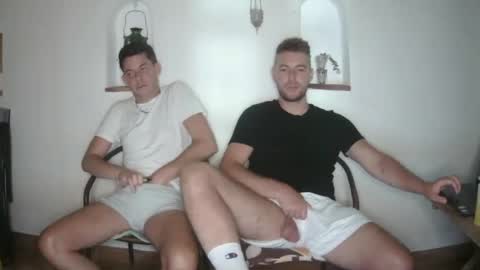 Snapshot of englishladxxx chatting on 06-03-26, 08:36 Englishladxxx online show from 06-03-26, 08:36