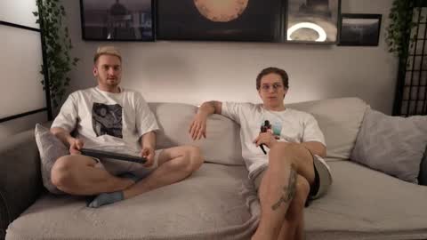 Snapshot of enjohnny chatting on 03-07-25, 04:22 Johnny online show from 03-07-25, 04:22