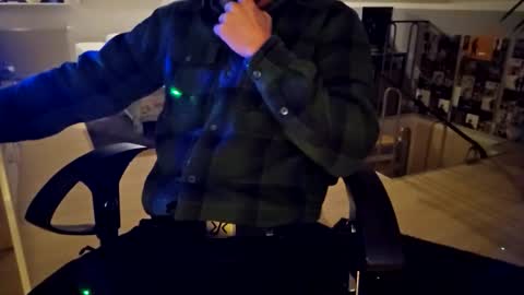 Pete online show from 11-06-25, 04:19