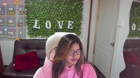 Snapshot of enma_clark chatting on 12-04-24, 07:17 Enma clark online show from 12-04-24, 07:17