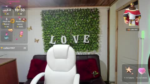 Snapshot of enma_clark chatting on 12-15-24, 07:57 Enma clark online show from 12-15-24, 07:57