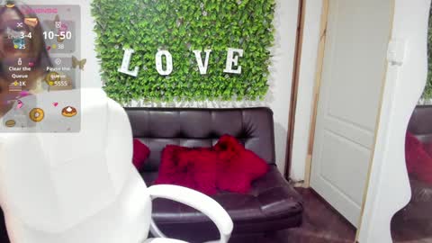 Snapshot of enma_clark chatting on 02-04-25, 07:11 Enma clark online show from 02-04-25, 07:11