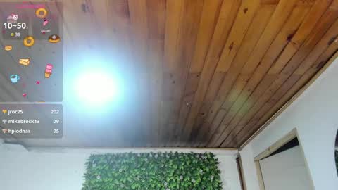 Snapshot of enma_clark chatting on 02-18-25, 11:30 Enma clark online show from 02-18-25, 11:30