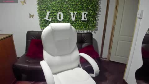 Snapshot of enma_clark chatting on 02-19-25, 07:16 Enma clark online show from 02-19-25, 07:16