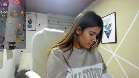 Snapshot of enma_clark chatting on 11-10-25, 02:32 Enma clark online show from 11-10-25, 02:32