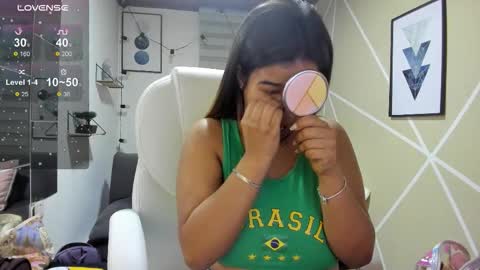 Snapshot of enma_clark chatting on 11-19-25, 04:12 Enma clark online show from 11-19-25, 04:12