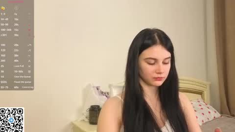 Snapshot of enricaelis chatting on 02-06-26, 08:12 Sani online show from 02-06-26, 08:12