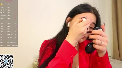 Snapshot of enricaelis chatting on 02-25-26, 08:18 Sani online show from 02-25-26, 08:18