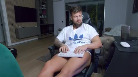 Erik online show from 03-02-25, 11:20