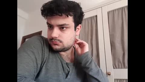 enrique696912345 online show from 04-06-26, 01:23