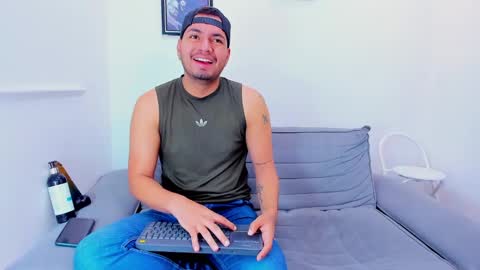 enrique online show from 02-10-25, 12:39