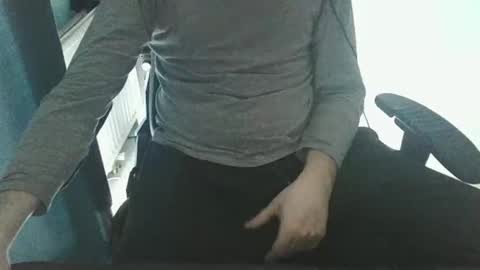 Snapshot of enriquexxx21xxx chatting on 04-18-26, 10:41 enriquexxx21xxx online show from 04-18-26, 10:41